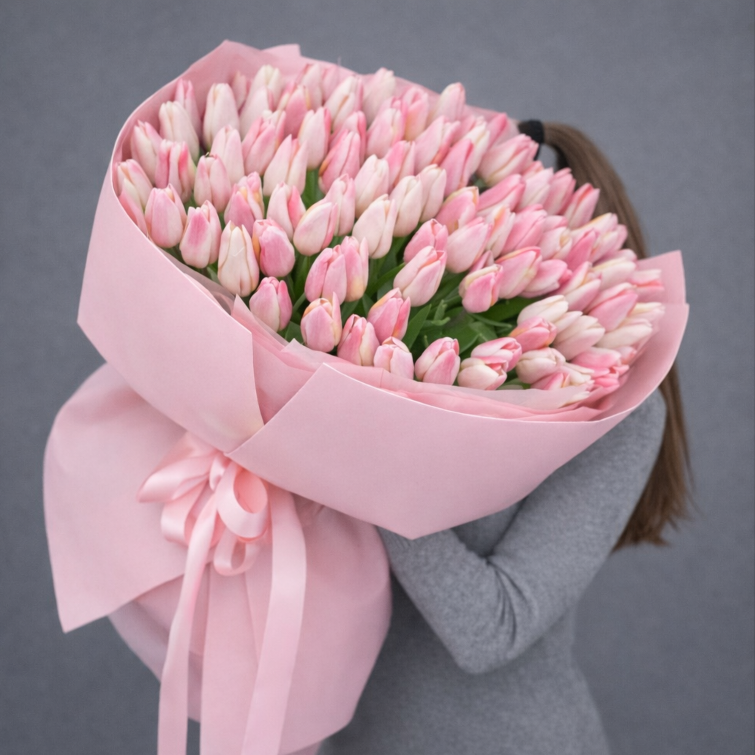 Bouquet of pink tulips