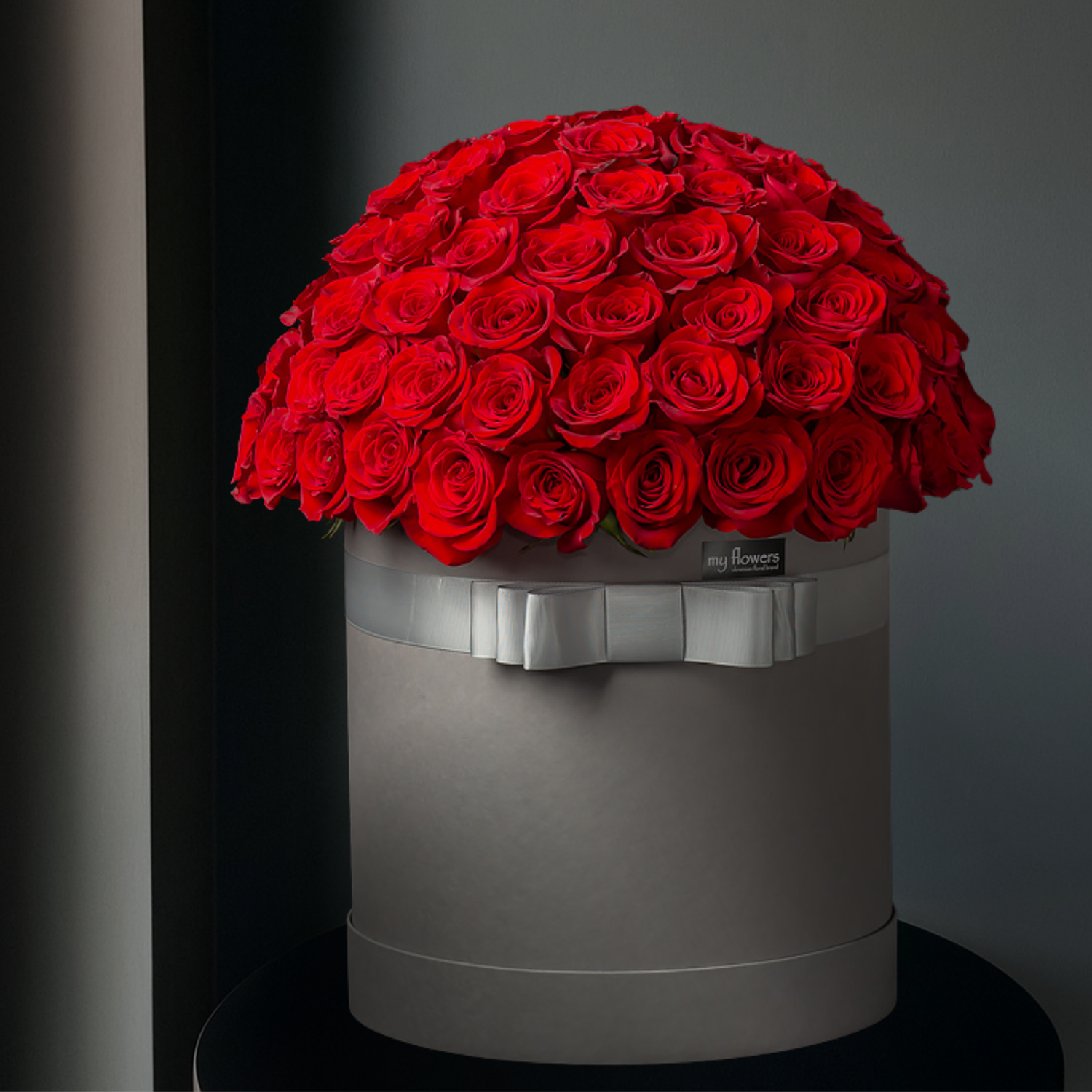 Premium Red Roses in a Box