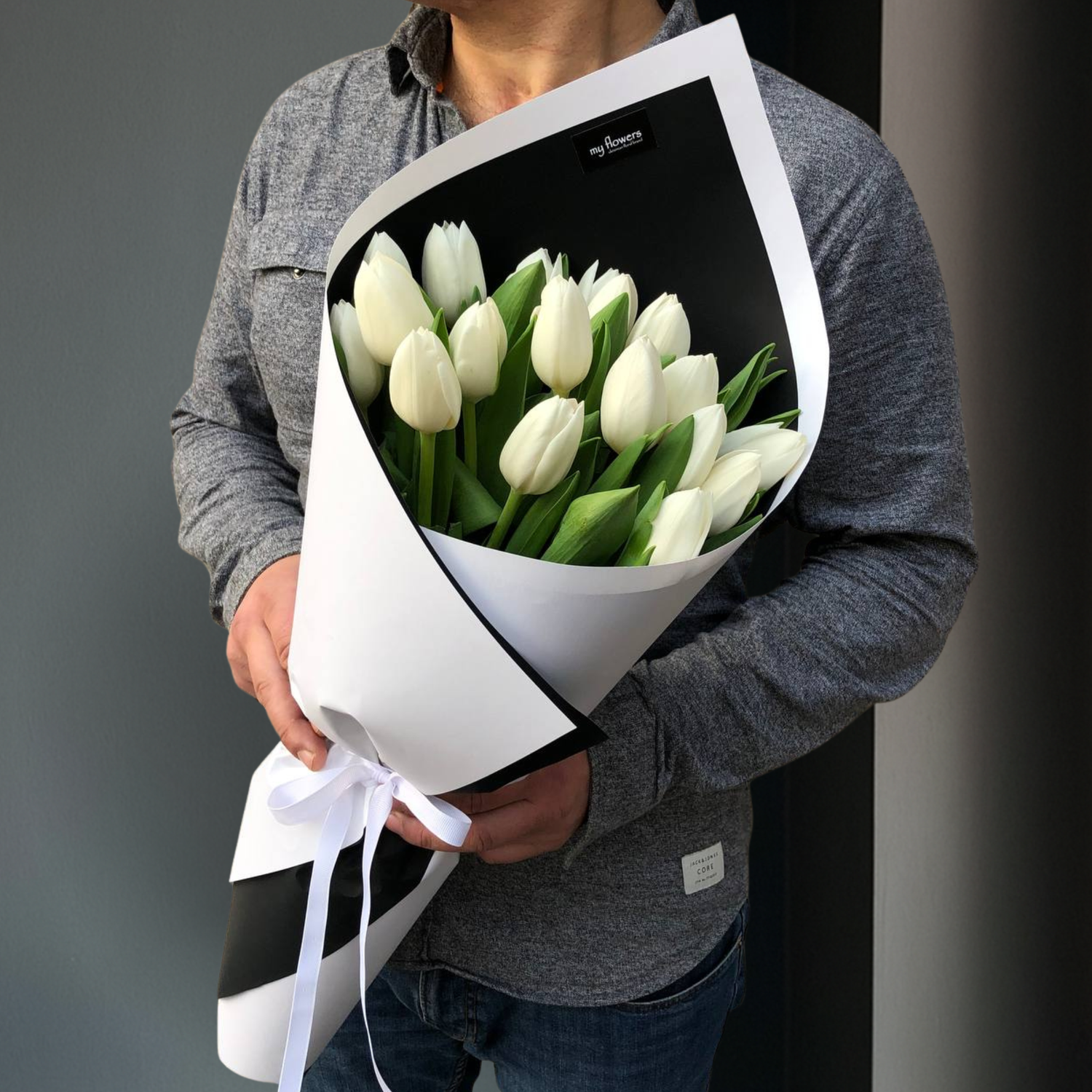 Bouquet of white tulips