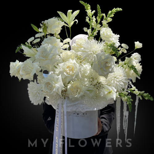 Winter Morning - A Premium Floral Gift in a Box